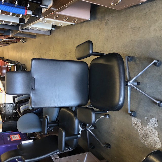 Advanced Liquidators Chair 4695