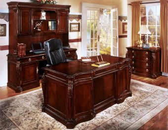 Balmoor Collection Executive Desk with Credenza & Hutch (Mahogany)