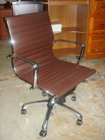 Euro Style Otto Low Back Chair (Brown)