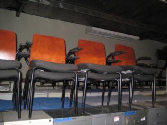 HON Stack Chair (Black Seat/Cherry Back)