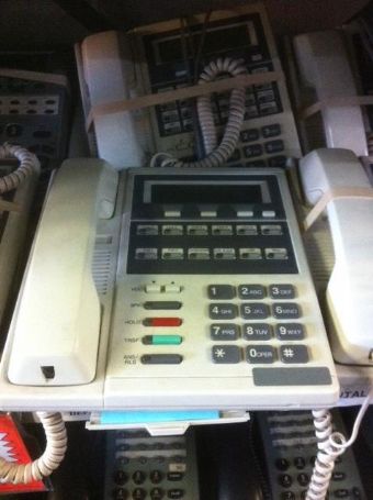 Samsung LCD 12 Button Keyset Phone 