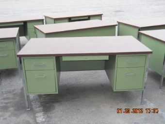 Hon 34000 Series Desk (Green)