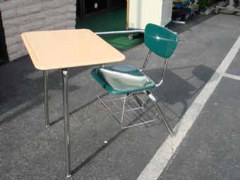 3400BR School Chair Desk Combo (Sandstone Top/Forest Green Plastic Chair)