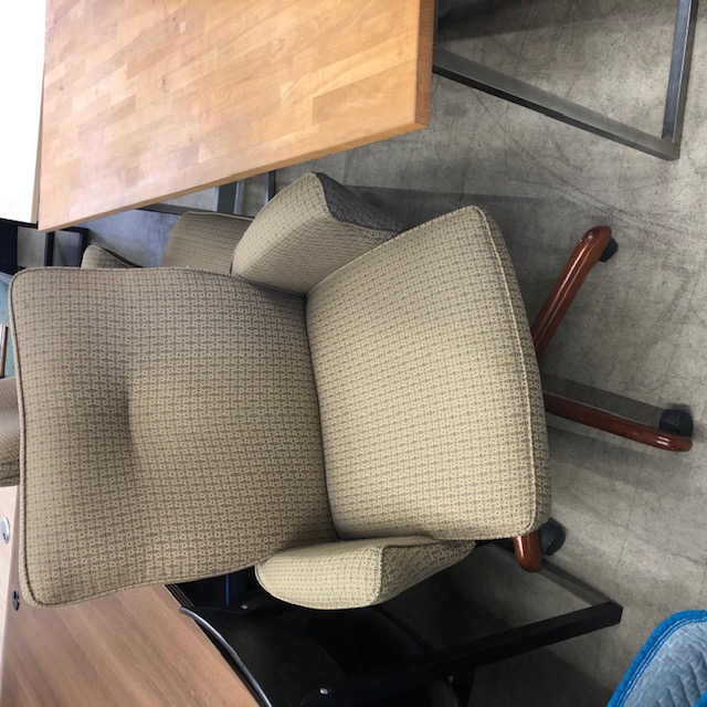 Chair 4685