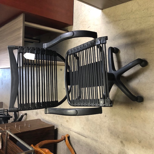 Chair 4699