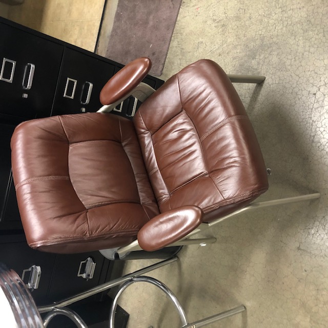 Chair 4706