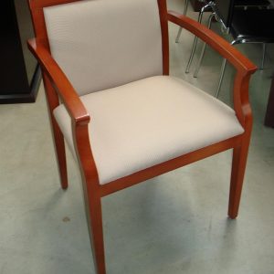 406  Guest Chair (Beige Fabric/Cherry Wood Frame)