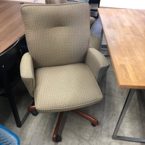 Chair 4685