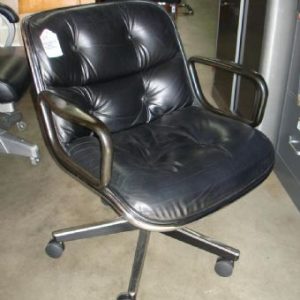 Knoll Leather Shell Chair (Black)