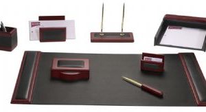 Dacasso Rosewood and Leather Desk Set D80