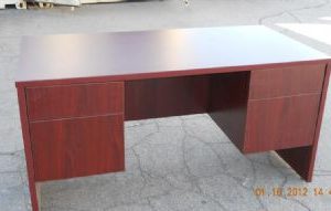 Double Ped Desk (Mahogany)