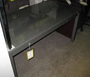 Vintage 4 Leg Tanker Table