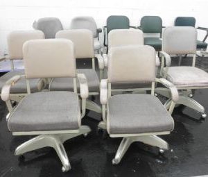 Vintage Swivel Tanker 257 Chair With Arms in Desert